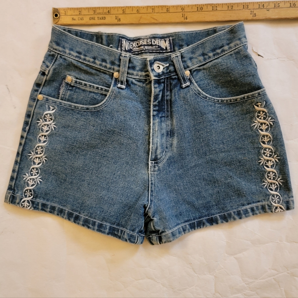 Vintage 90s NO EXCUSES  Really Cute Jeans Shorts  Embroidered Side Stripes 7/8